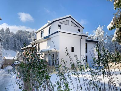 Außenseite Ferienhaus [Winter]