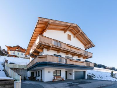 Außenseite Ferienhaus [Winter]