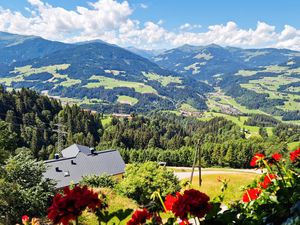 24043779-Ferienwohnung-6-Hopfgarten im Brixental-300x225-1