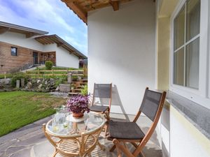 24046534-Ferienwohnung-4-Hopfgarten im Brixental-300x225-5