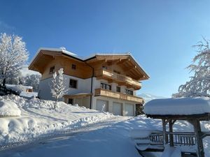 24048945-Ferienwohnung-6-Hopfgarten im Brixental-300x225-2