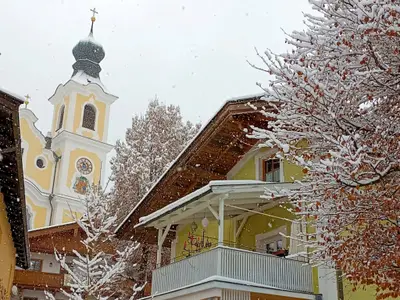 Außenseite Ferienhaus [Winter]