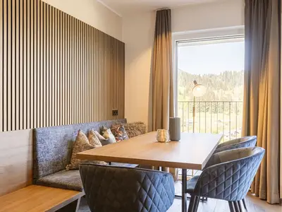 DiningRoom