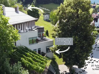 haus mit Infos
