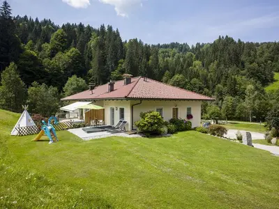 Hoerbrunn_Hopfgarten_08_2018_Haus_aussen_6