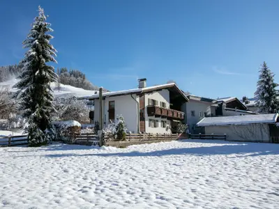 Außenseite Ferienhaus [Winter]