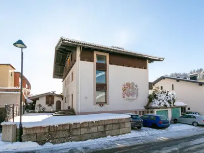 Außenseite Ferienhaus [Winter]