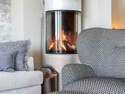 Kamin-/Ofen