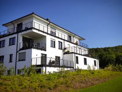 Aussenansicht Villa Wasser