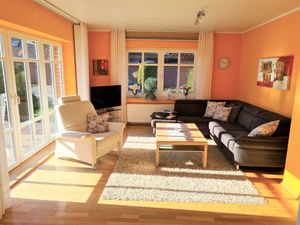 23393050-Ferienwohnung-2-Horumersiel-300x225-3