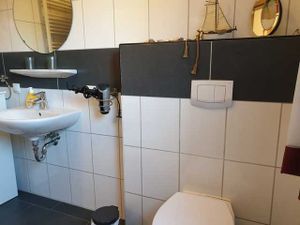 22218781-Ferienwohnung-5-Horumersiel-300x225-4