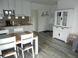 20666841-Ferienwohnung-4-Horumersiel-300x225-1