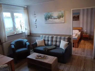 Wohnzimmer Bild 1