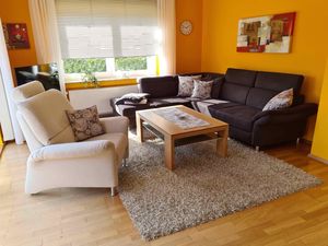 23393050-Ferienwohnung-2-Horumersiel-300x225-5