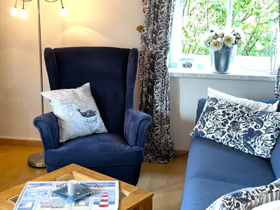 Photo, INSIDE, OUTSIDE