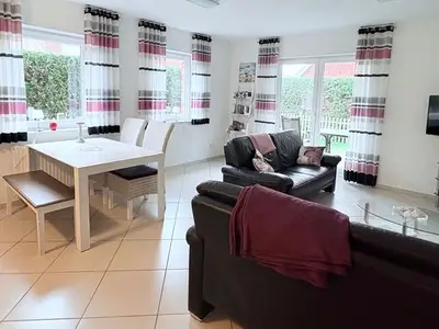 Ferienwohnung für 4 Personen (78 m²) in Horum 1/10