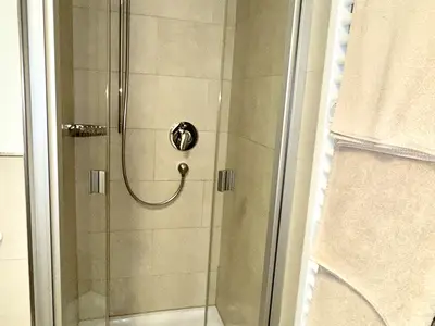 Badezimmer Regendusche