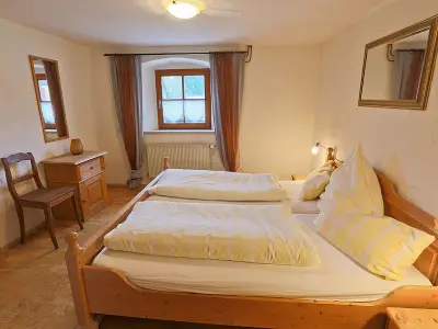 Schlafzimmer Eltern