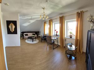 23999385-Ferienwohnung-2-Hünfeld-300x225-3