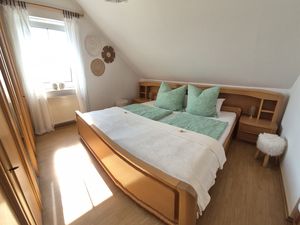 23999385-Ferienwohnung-2-Hünfeld-300x225-5