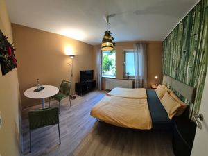 24045328-Ferienwohnung-2-Hünfeld-300x225-2