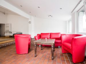 22506559-Ferienwohnung-7-Hürth-300x225-2