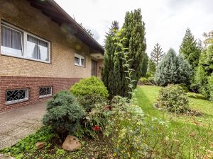 22506597-Ferienwohnung-8-Hürth-300x225-2