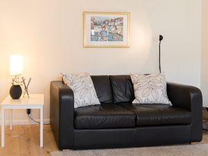 18137873-Ferienwohnung-2-Husum-300x225-3