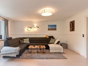 23639838-Ferienwohnung-4-Husum-300x225-4