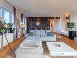 23966622-Ferienwohnung-4-Husum-300x225-1