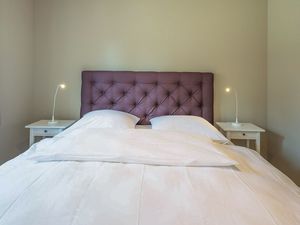 23966708-Ferienwohnung-3-Husum-300x225-5