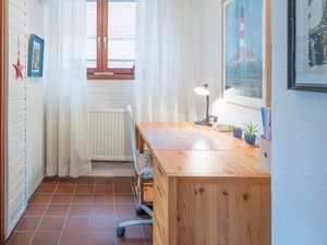 23967014-Ferienwohnung-2-Husum-300x225-5