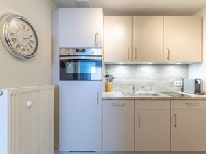 23967016-Ferienwohnung-3-Husum-300x225-2