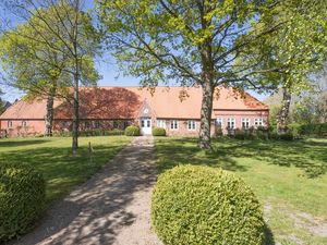 23967075-Ferienwohnung-2-Husum-300x225-0