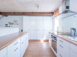 23967075-Ferienwohnung-2-Husum-300x225-5