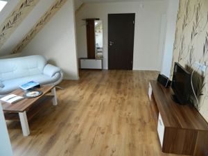 15372510-Ferienwohnung-2-Husum-300x225-3