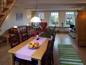 1827703-Ferienwohnung-6-Husum-300x225-1