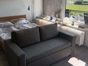 1827735-Ferienwohnung-2-Husum-300x225-2