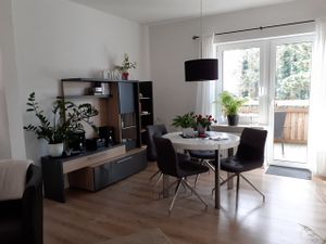 18118000-Ferienwohnung-2-Husum-300x225-3