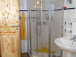 18565607-Ferienwohnung-4-Husum-300x225-5