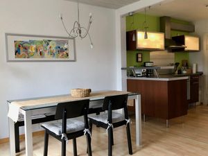 18264930-Ferienwohnung-2-Husum-300x225-1