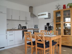 22335509-Ferienwohnung-2-Husum-300x225-4