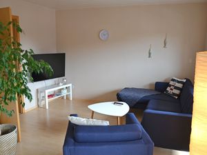 22614805-Ferienwohnung-4-Husum-300x225-3