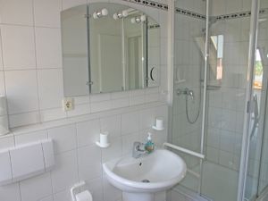 18138217-Ferienwohnung-3-Husum-300x225-2