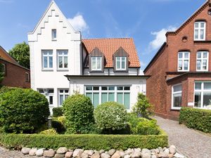 23966636-Ferienwohnung-2-Husum-300x225-1