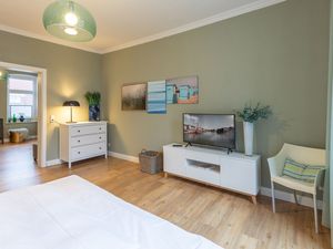 23966659-Ferienwohnung-3-Husum-300x225-3