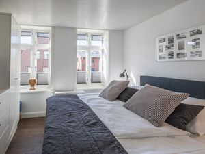 23966670-Ferienwohnung-2-Husum-300x225-2