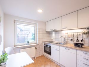 23966692-Ferienwohnung-4-Husum-300x225-4