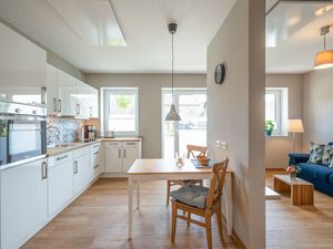 23966707-Ferienwohnung-3-Husum-300x225-0