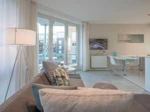 23966918-Ferienwohnung-2-Husum-300x225-2